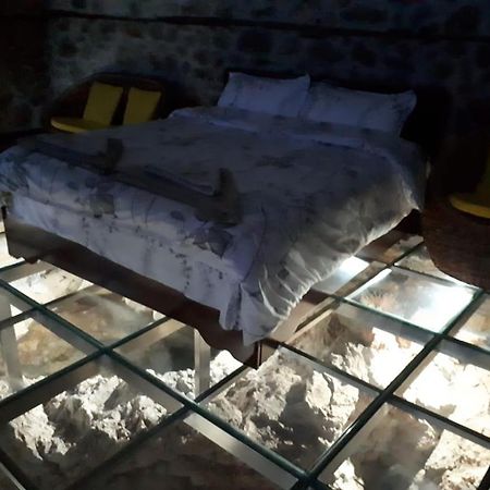 Nuci'S Home Glass Floor Tushemisht Екстериор снимка